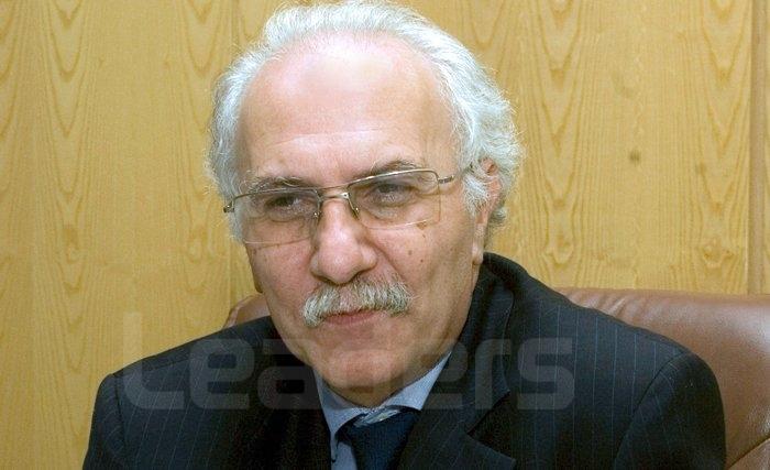 عيد بأية حال عدت يا عيد بما مضى أم بأمر فيك تجديد