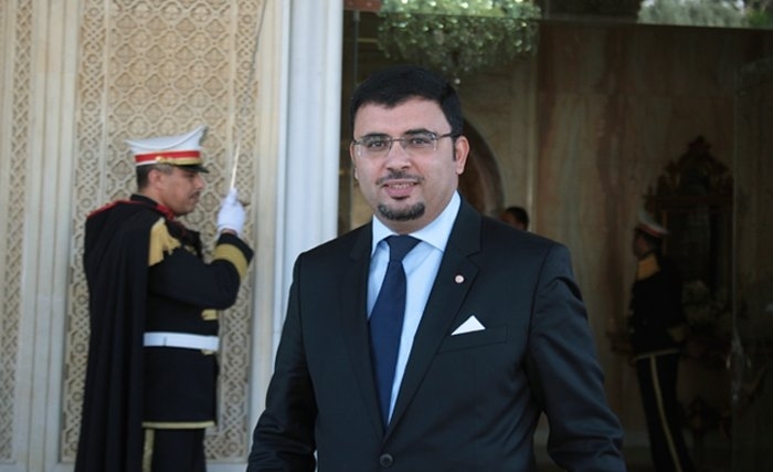 لماذ غاب خالد شوكات عن اجتماع مجلس الوزراء؟