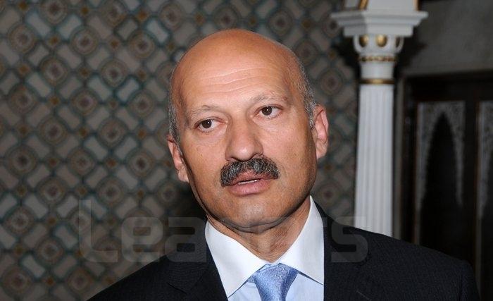 رضا بلحاج: توجد ضغوطات مستمرة لدفع الحبيب الصيد إلى الاستقالة 