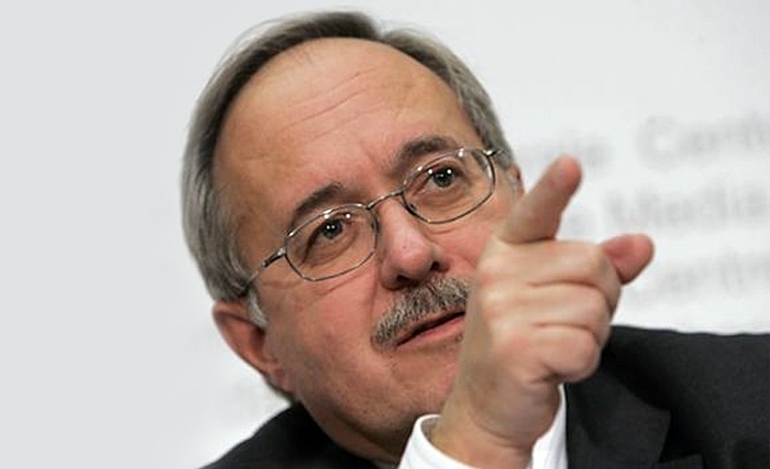 Samuel Schmid l'ex-président suisse revient sur la censure de son discours par Ben Ali Samuel Schmid l'ex-président suisse revient sur la censure de son discours par Ben Ali