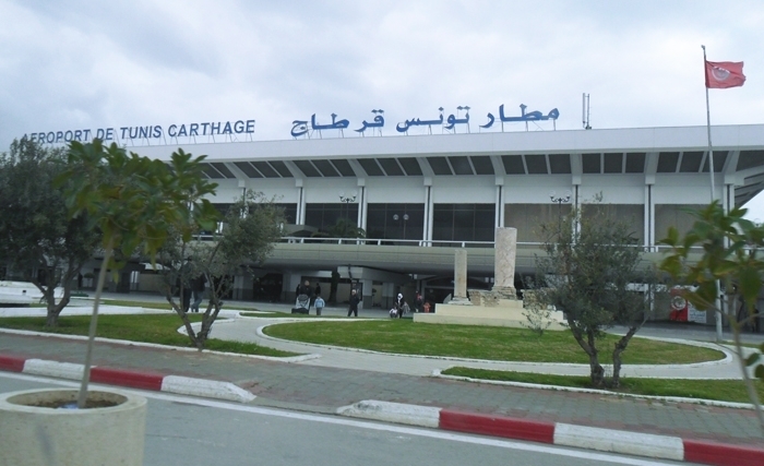 إيقاف مؤقّت لجميع رحلات الخطوط التونسية بسب خلاف مهني  
