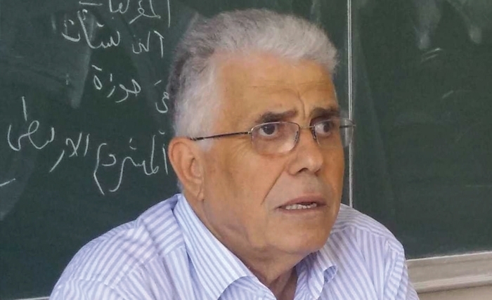 وجـوه مـن نـابـل: الأستاذ حمادي صمود, كرّس حياته للبحث والتدريس