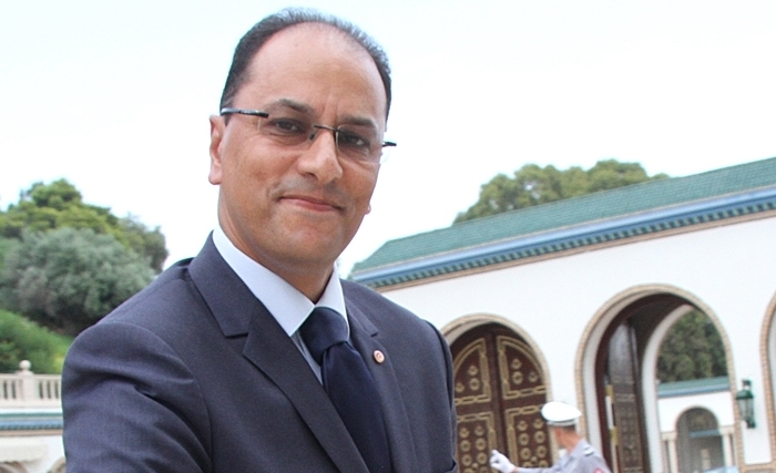 سليم خلبوس: تثمين البحث التطبيقي والتحفيز على التقارب بين هياكل البحث والنسيج الاقتصادي 