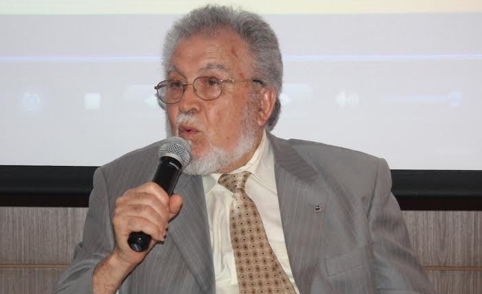 الأستاذ نور الدين صمّود يحاضر حول أدب المجالس الأدبية الخاصّة ببيت الحكمة يوم الخميس القادم 