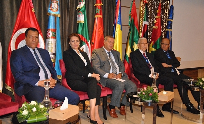 رؤساء بلديات مدن المغرب العربي والساحل الإفريقي يؤكدون في "اعلان تونس" التزامهم بالعمل المشترك لفائدة شعوب المنطقة ويدعون رؤساء الدول والحكومات الى دعمهم 