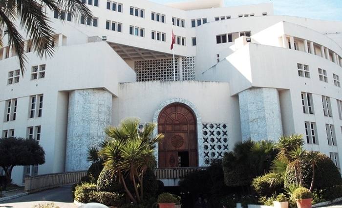 رئاسة الحكومة تقرّر إجراء تفقد إداري ومالي معمّق بوزارة الشؤون الخارجية 