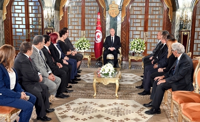 الرئيس قيس سعيّد يستقبل أعضاء الديوان السابق 