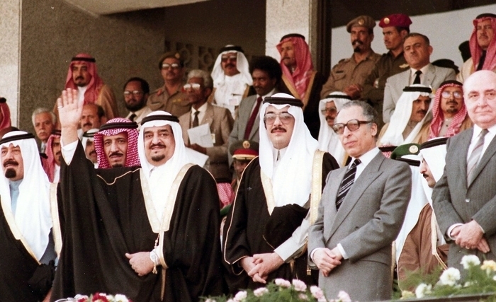 محي الدين سليمان المصري: الشــاذلي القليــبي بيـن الآمال والعقبات والنـتائج 