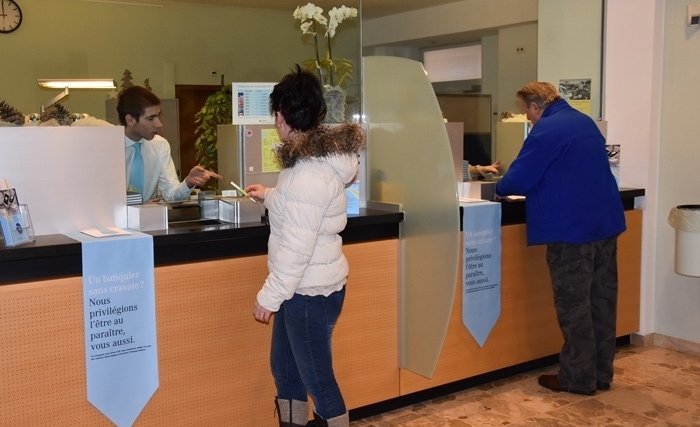 فتح شبابيك البنوك للعموم بمناسبة عطلة عيد المرأة