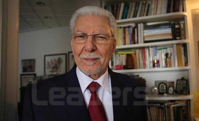 من هو الأستاذ  الطيّب  البكوش؟