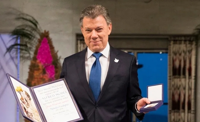  L’ex-président colombien Juan M. Santos, prix Nobel de la paix: N’oubliez pas la Palestine. L’impunité en Israël et en Palestine est aussi intolérable qu’en Ukraine