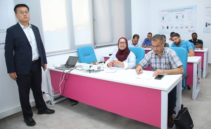  اتصالات تونس في قمة الحداثة عبر مولودها TT SMART HOME BROADBAND ACADEMY