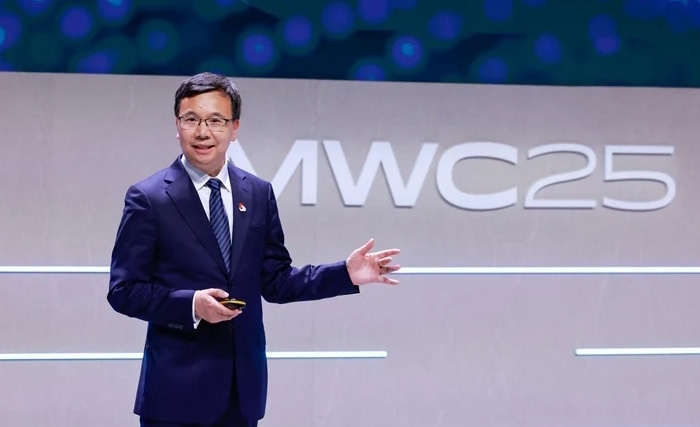 Yang Chaobin de Huawei: Une solution réseau centrée sur l'IA peut aider les opérateurs à saisir les opportunités offertes par l'IA