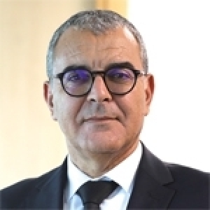 Qui est Samir Abdelhafidh, secrétaire d’Etat auprès de la ministre de l’Economie et de la Planification, chargé des Petites et Moyennes entreprises