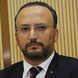 Nizar Ben Néji à Science Po Paris : Pour un numérique éthique, souverain, inclusif et résolument africain