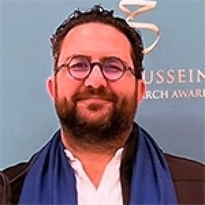 Le docteur Mohamed Jemaà, lauréat du Prix de Recherche sur le Cancer King Hussein, édition 2025